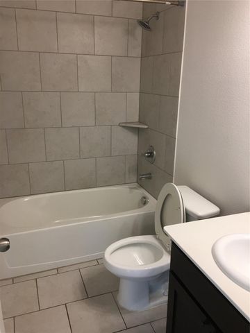 316 Lead Creek Drive, Fort Worth, TX 76131