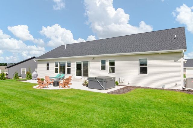 3588 BLACK SHEEP WAY, Green Bay, WI 54311