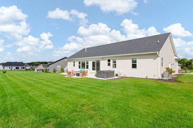 3588 BLACK SHEEP WAY, Green Bay, WI 54311