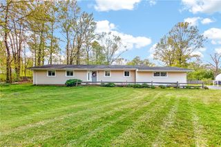 12808 Wellswood Trail, Chesterland, OH 44026