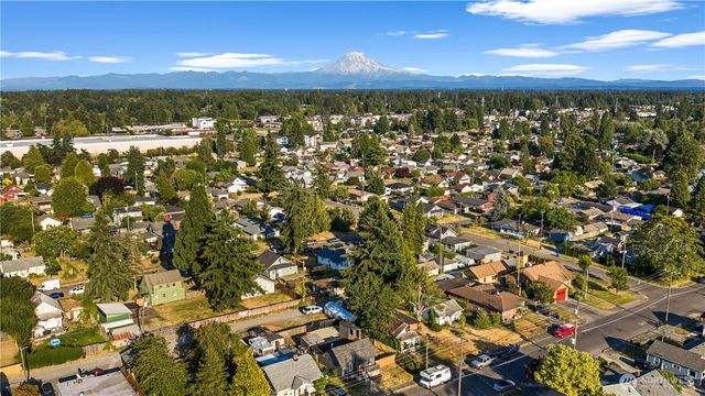7223 S Park Avenue, Tacoma, WA 98408