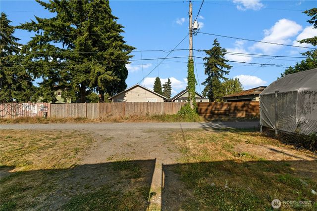 7223 S Park Avenue, Tacoma, WA 98408