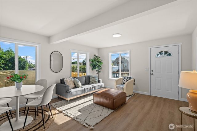 7223 S Park Avenue, Tacoma, WA 98408