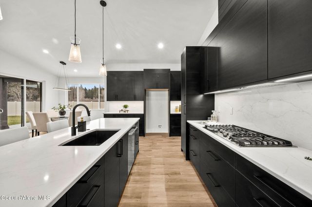 974 E STEEPLE CHASE RD, Hayden, ID 83835