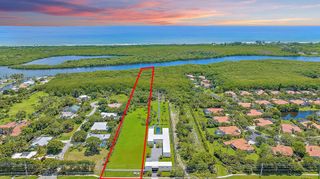 9721 SE Gomez Avenue, Hobe Sound, FL 33455