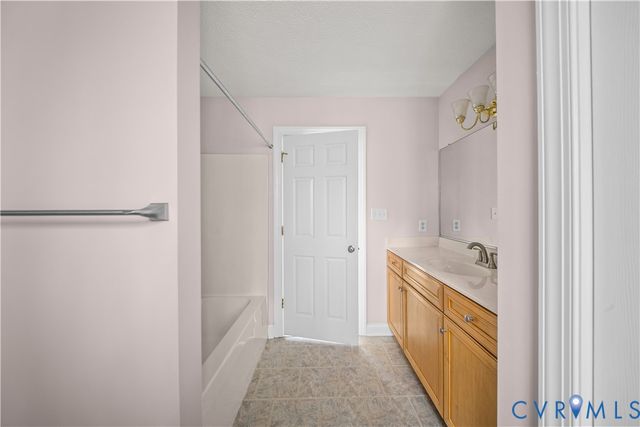 8200 Glamis Ct, Chesterfield, VA 23838