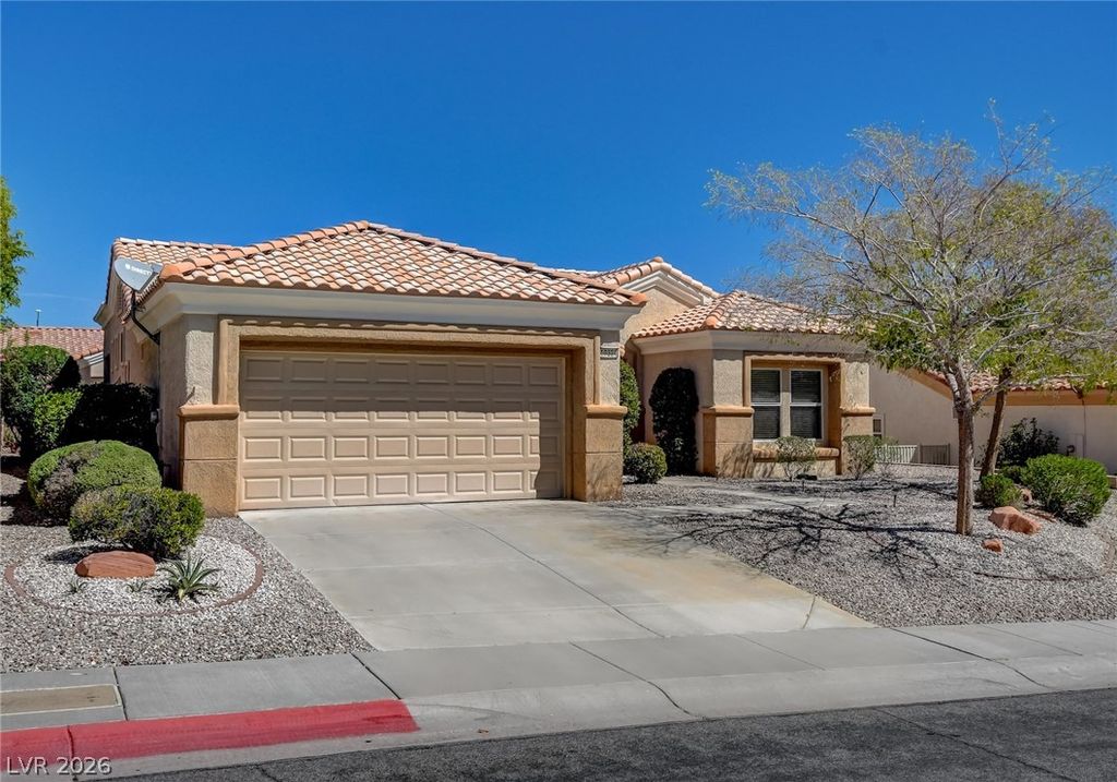 10324 Snyder Avenue, Las Vegas, NV 89134 — photo 2