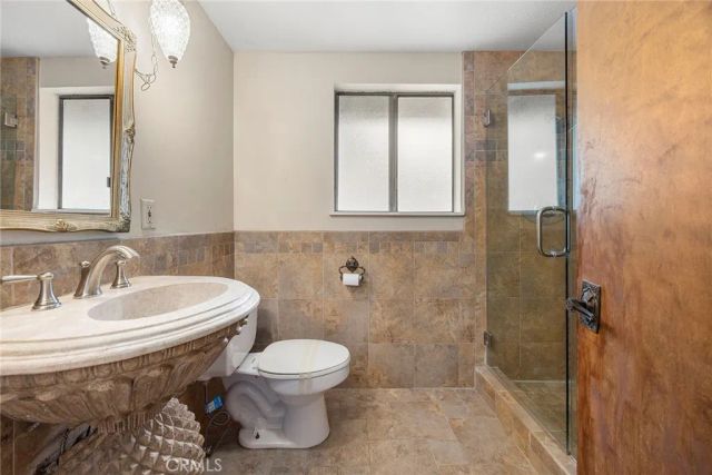 1450 N Walnut Street, La Habra Heights, CA 90631