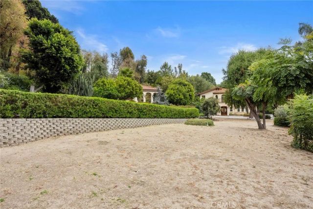 1450 N Walnut Street, La Habra Heights, CA 90631