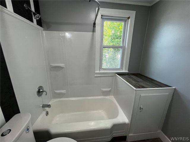 46 Krakow Street, Buffalo, NY 14206