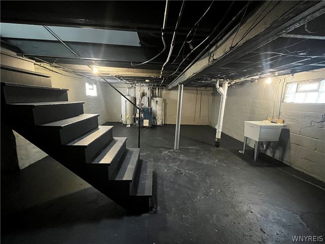 46 Krakow Street, Buffalo, NY 14206