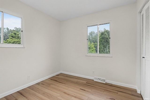 56266 Butternut Road, South Bend, IN 46619