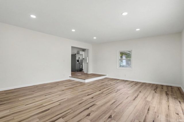 56266 Butternut Road, South Bend, IN 46619