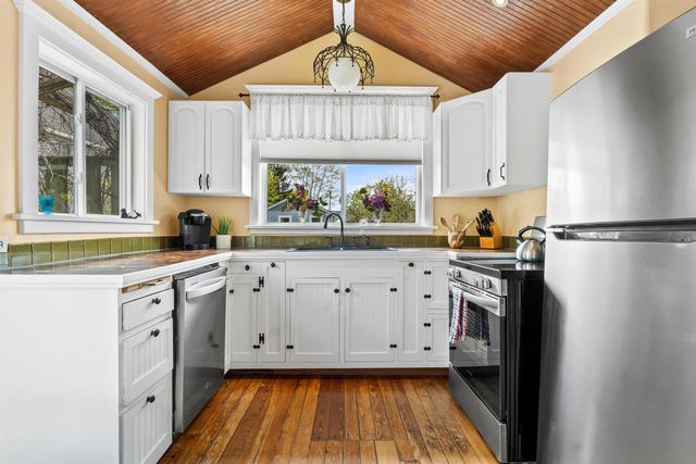 17 Elizabeth Street, Portland, ME 04108