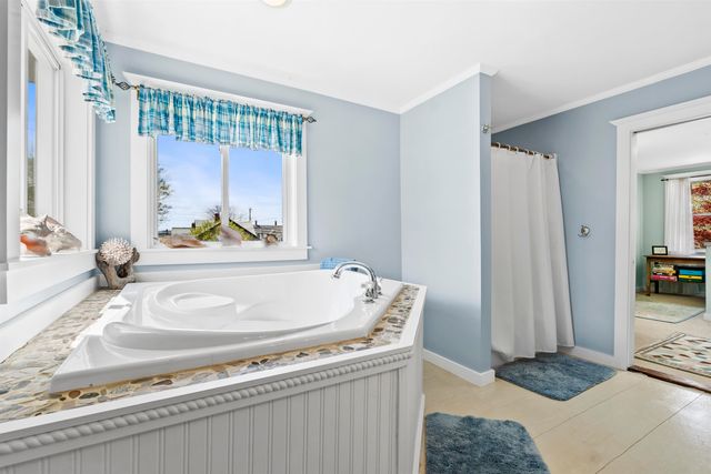 17 Elizabeth Street, Portland, ME 04108