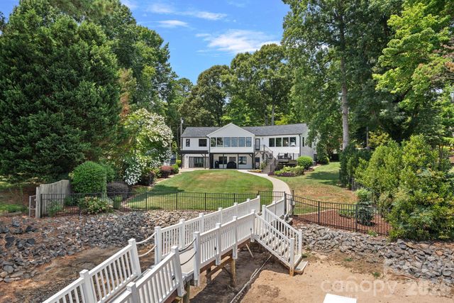 3662 Gordon Street, Terrell, NC 28682