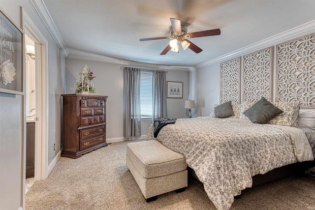 1000 Kingswood Drive, Evansville, IN 47715