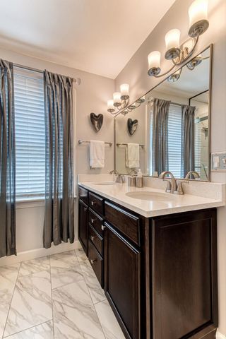 1000 Kingswood Drive, Evansville, IN 47715