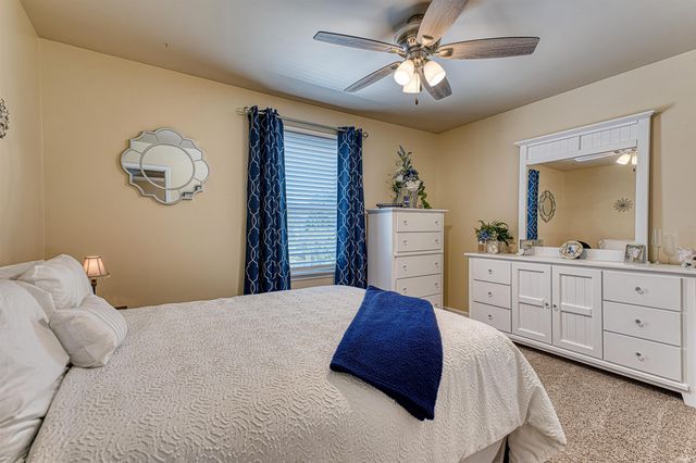 1000 Kingswood Drive, Evansville, IN 47715