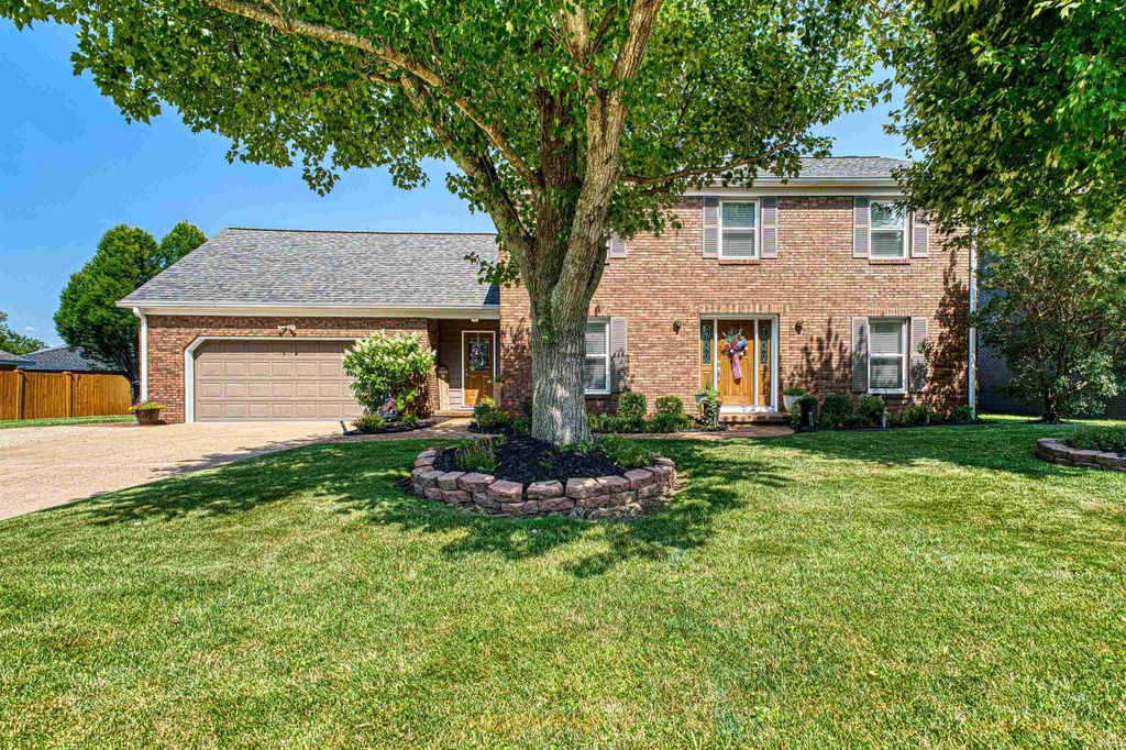 1000 Kingswood Drive, Evansville, IN 47715