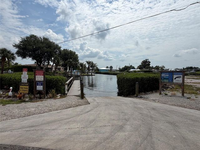 1941-1943 FORKED CREEK DR, Englewood, FL 34223