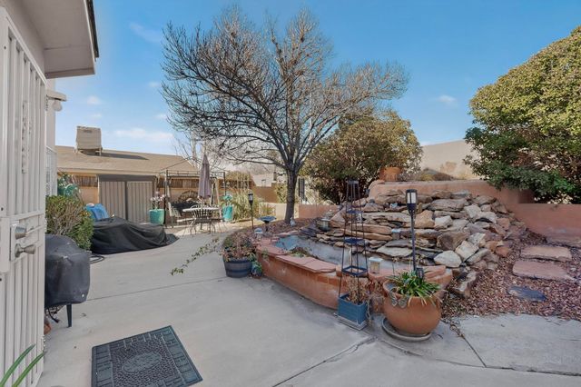 6315 Sonrisa Place NE, Albuquerque, NM 87113