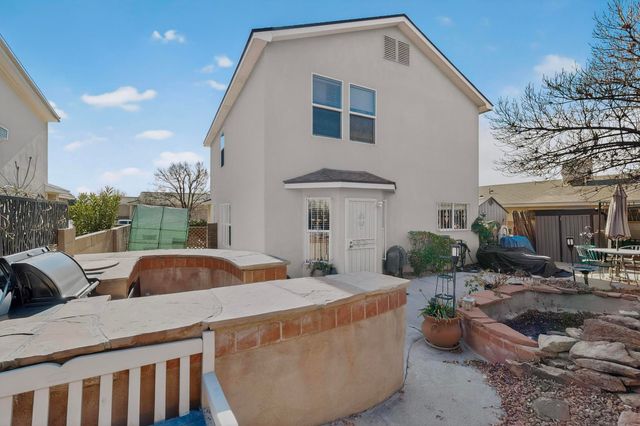 6315 Sonrisa Place NE, Albuquerque, NM 87113