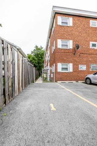 406 Franklin Avenue 1B, River Forest, IL 60305