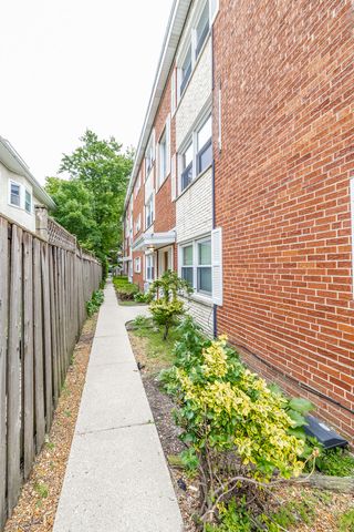 406 Franklin Avenue 1B, River Forest, IL 60305