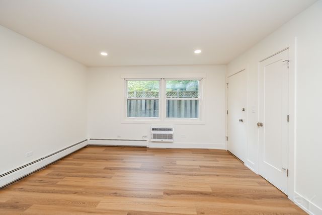 406 Franklin Avenue 1B, River Forest, IL 60305