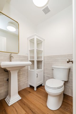 406 Franklin Avenue 1B, River Forest, IL 60305