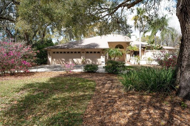 8823 CRESCENT FOREST BOULEVARD, New Port Richey, FL 34654