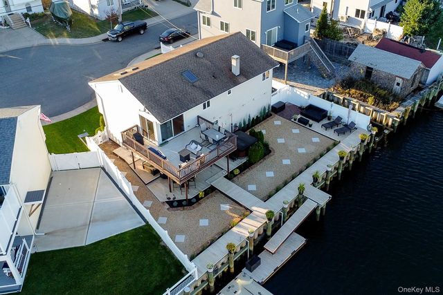 251 Garfield Street, Freeport, NY 11520