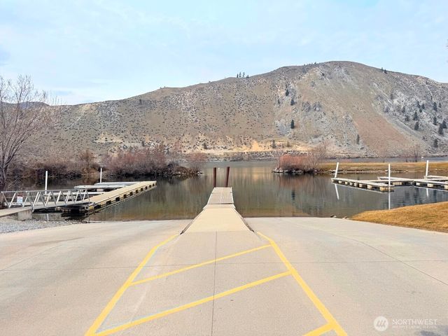 170 Lakeview Avenue, Orondo, WA 98843