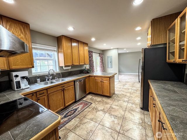 170 Lakeview Avenue, Orondo, WA 98843