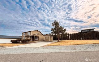 170 Lakeview Avenue, Orondo, WA 98843