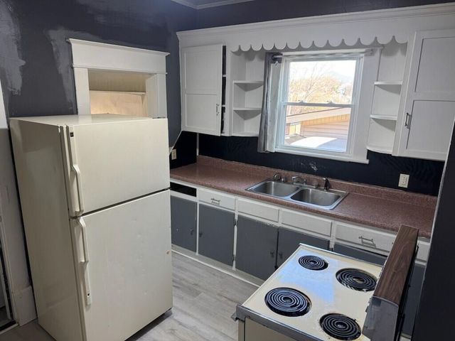 1144 Tompkins AVE, Roanoke, VA 24013