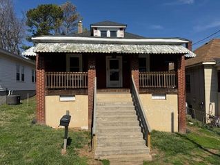 1144 Tompkins AVE, Roanoke, VA 24013