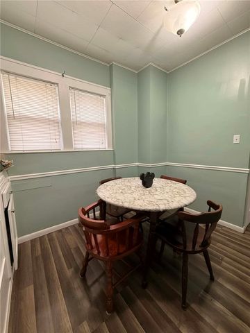 212 E Garfield Ave, New Castle, PA 16105