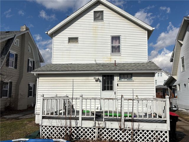 212 E Garfield Ave, New Castle, PA 16105