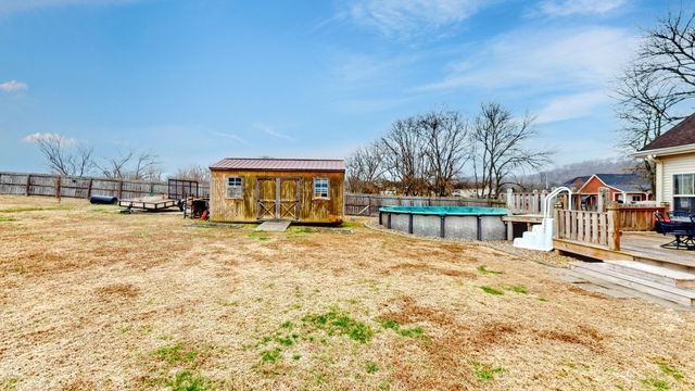 168 Lindsey Hollow Rd, Gallatin, TN 37066