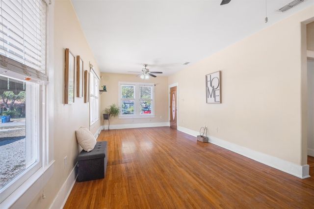 428 Lullwood Ave, San Antonio, TX 78212