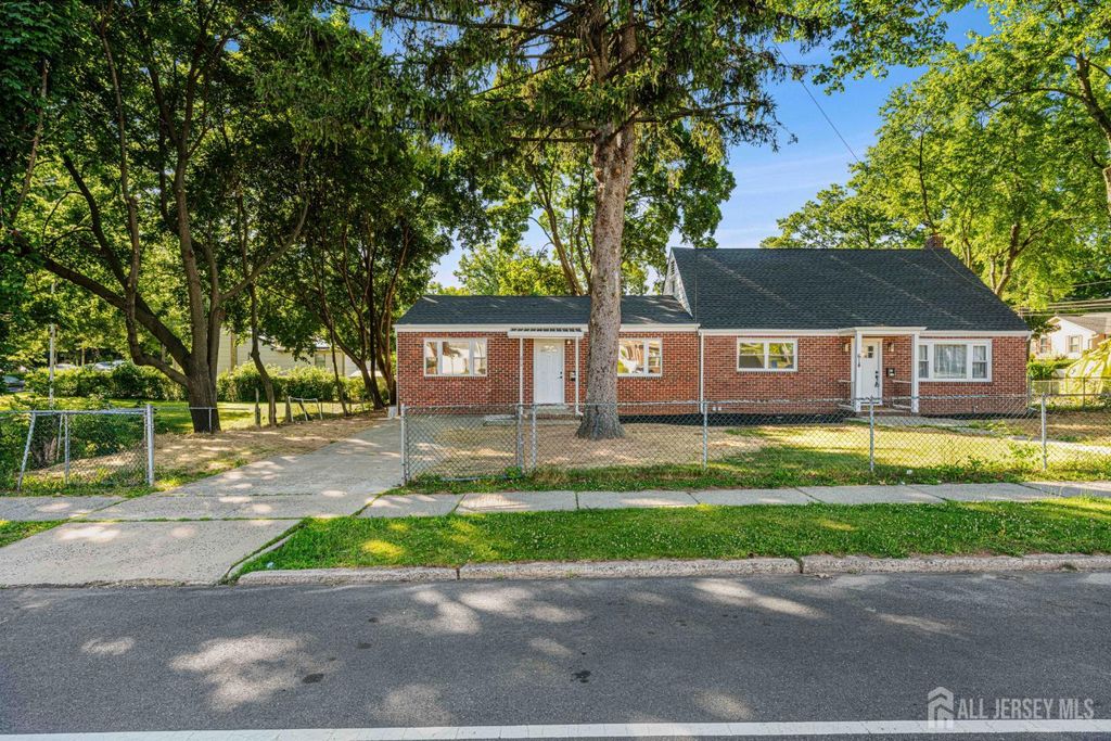 614 Remsen Avenue 1, North Brunswick, NJ 08902