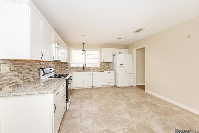 3488 Oak Forest, Baton Rouge, LA 70814