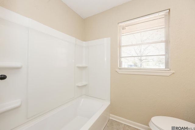 3488 Oak Forest, Baton Rouge, LA 70814