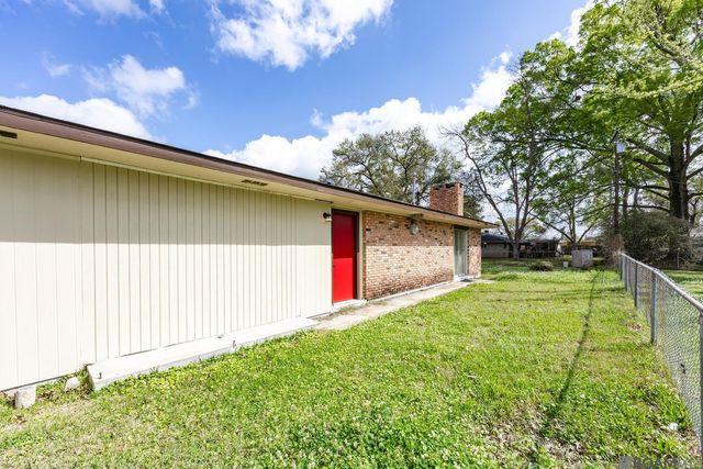 3488 Oak Forest, Baton Rouge, LA 70814