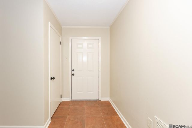 3488 Oak Forest, Baton Rouge, LA 70814