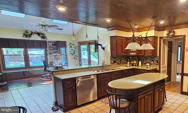 12210 DELL WAY, Fredericksburg, VA 22407