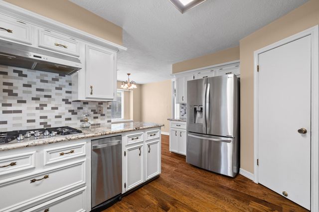 4007 Valley Estates Drive, Houston, TX 77082