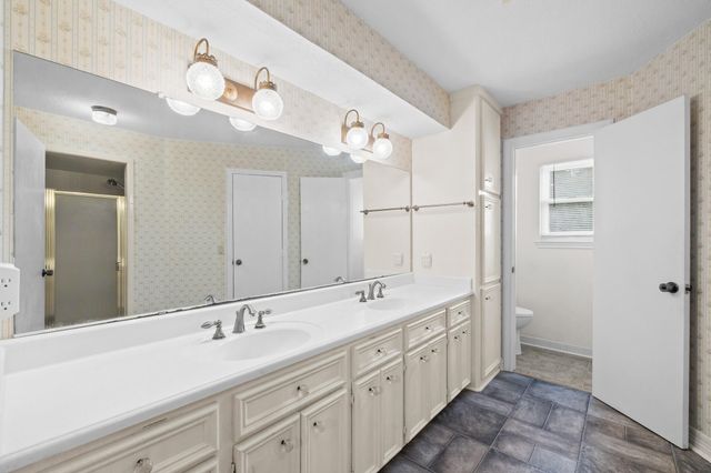 4007 Valley Estates Drive, Houston, TX 77082